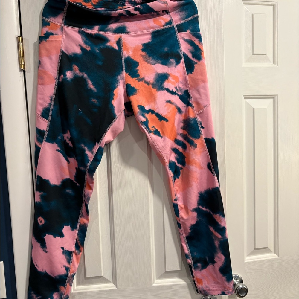 Tek Gear Women’s Leggings - Pink and Black Tie-Dye